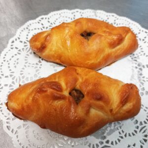 Расстягай с сайрой и рисом 100гр 1шт