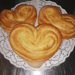 Плюшка сахарная 90гр 1шт
