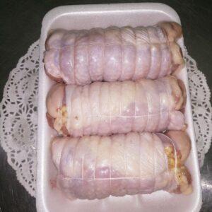 Рулетик "Восторг" (из окорочковой мякоти) с аджикой, с сыром и чесноком, 100гр